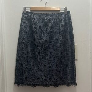 Elegant Floral Lace A-Line Skirt - Black Like new